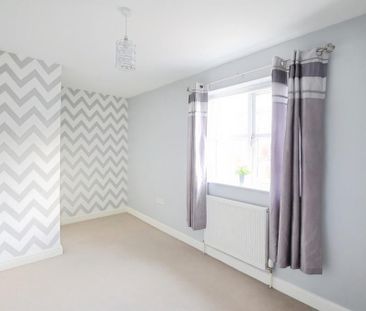 2 bedroom semi-detached house to rent - Photo 5