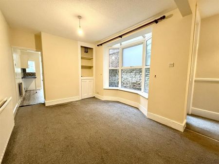 3 bedroom house to rent - Photo 2