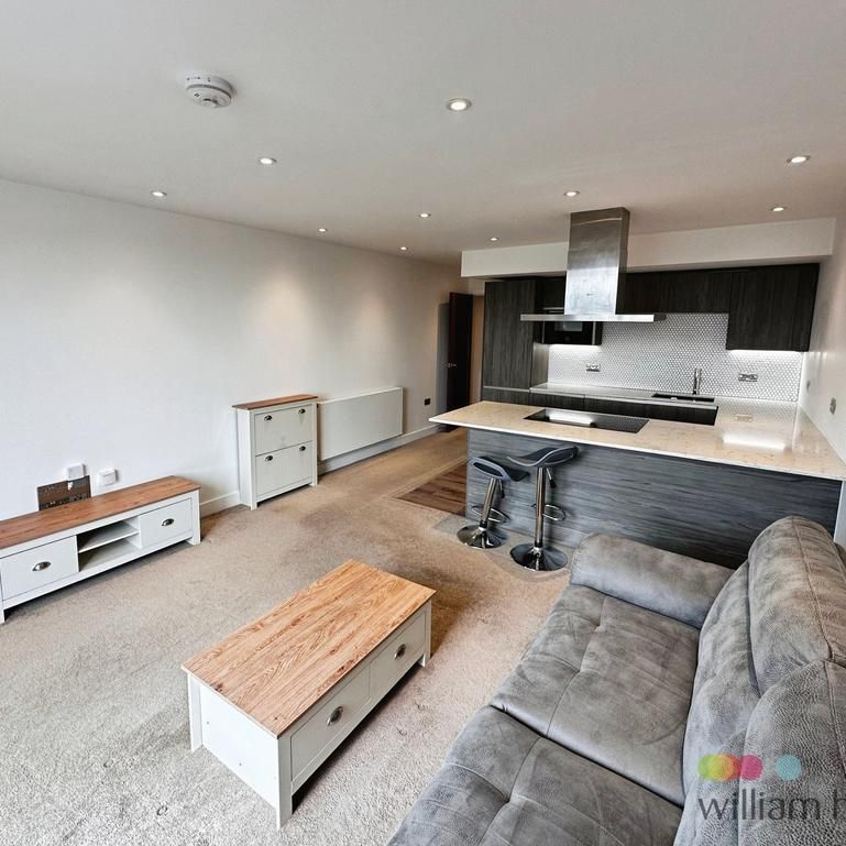 2 bedroom penthouse to rent - Photo 1