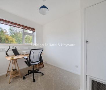 4 bedroom terraced house to rent - Photo 4