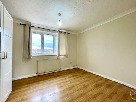 Millbrook Road East, Central - Photo 2