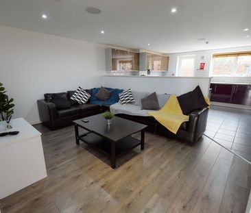6 bedroom house to rent - Photo 1