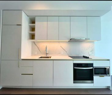 For Lease - 8 Wellesley Street Unit# 3702, Toronto, Ontario - Photo 2