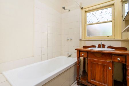 Elegant Character Home in the Frankston High School Zone - Photo 3