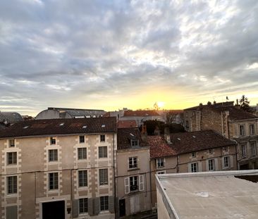 Location Appartement 1 pièce 39m² POITIERS 86000 - Photo 5