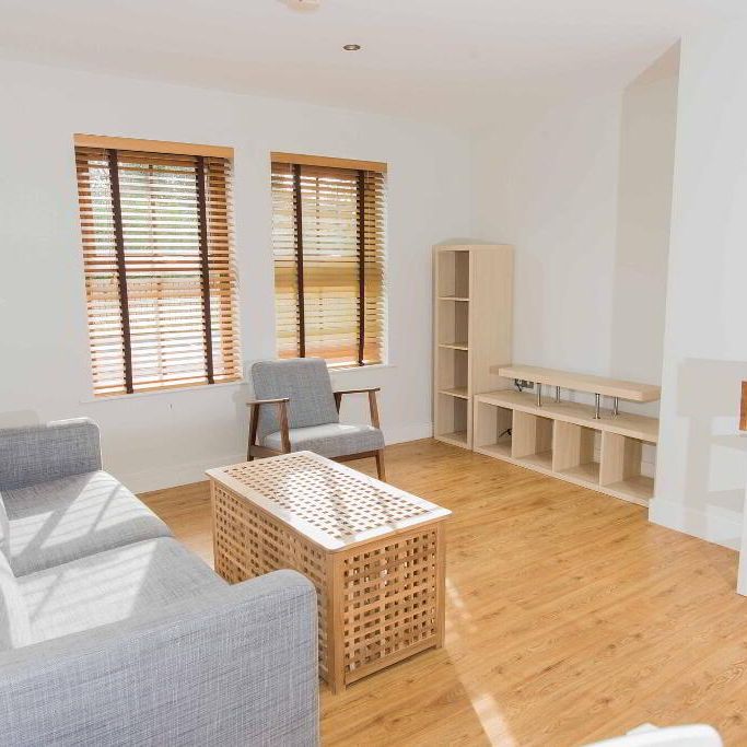 Apt 2, 22 Upper Lisburn Road, Belfast, BT10 0AA - Photo 1