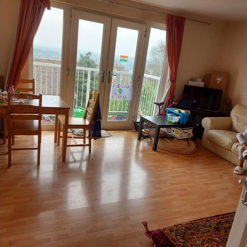 2 Bed Flat, Burns Road, S6 - Photo 1