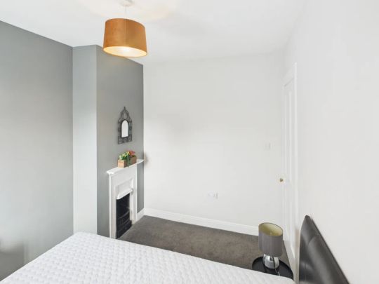 7 Park Drive - Photo 1