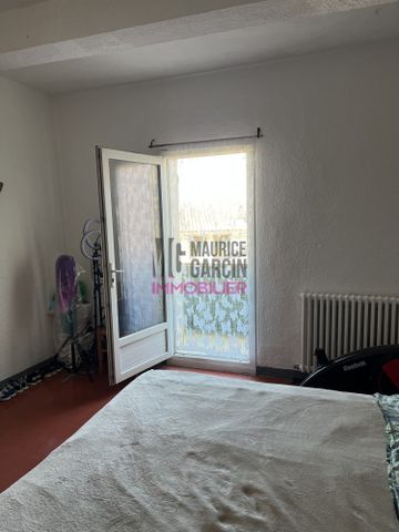 A LOUER - TRIPLEX BEAUMES DE VENISE - 4 pièces 82.70m² - Photo 5