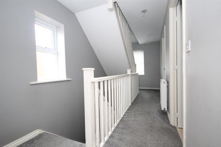 Chester Road, Headway, Hartlepool - Photo 2