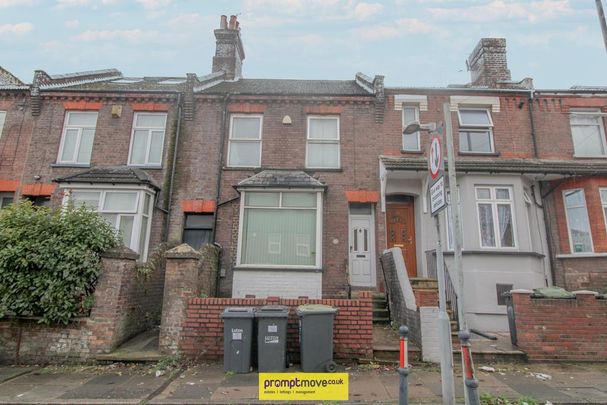 House share to rent - Photo 1