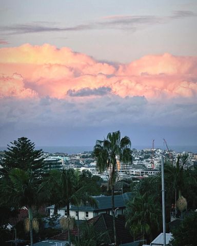 Bondi Beach - Photo 2