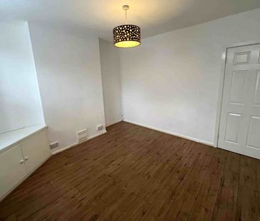 Parkers Lane, Mansfield Woodhouse, NG19 - Photo 2