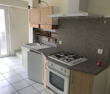 Location Appartement 2 pièces 45m² MONISTROL SUR LOIRE 43120 - Photo 2