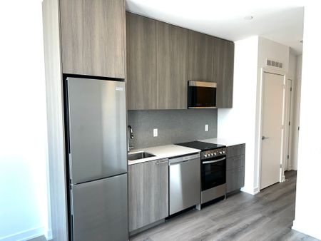 For Lease - 7439 Kingston Road Unit# 1116, Toronto, Ontario - Photo 3