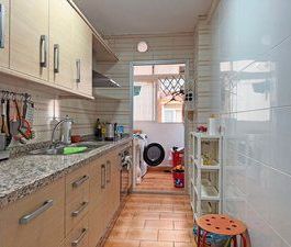 Piso de alquiler en Calle Amadeo Vives, Parque Ayala - Jardín de la... - Photo 2