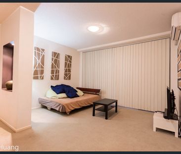 Modern Toowong Apartment for Rent – Your Perfect City-Fringe Lifestyle Awaits - Photo 3