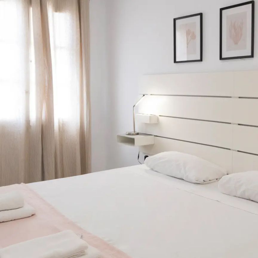 3-bedroom apartment for rent in Albors - Photo 1