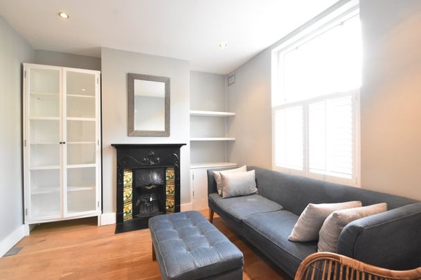 New Road, WEYBRIDGE, KT13 - Photo 1