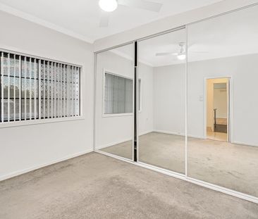 Peaceful Living - Photo 2