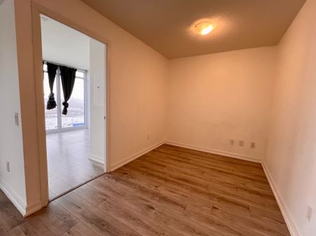 For Lease - 121 Mcmahon Drive Unit# 1505, Toronto, Ontario - Photo 4