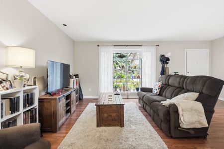 For Lease - 1412 Stoneybrook Crescent, London North, Ontario - Photo 2