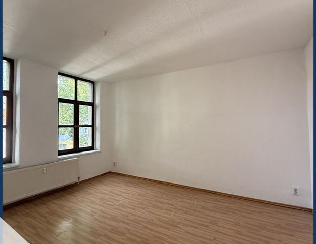 Charmante 2-Zimmer-Wohnung mit Balkon, Laminatboden und Einbauküche im Herzen von Sudenburg! - Photo 1
