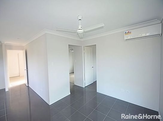 CHARMING TWO BEDROOM HOME IN KIRKWOOD - Photo 1