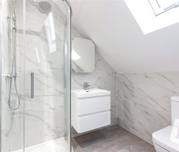 4 bedroom end of terrace house to rent - Photo 5