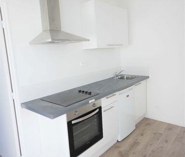 Location Appartement 2 pièces 28m² LILLE 59000 - Photo 2