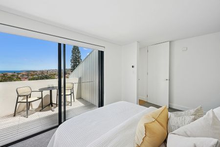 Panoramic Ocean Backdrops in a Secluded Luxury Sanctuary - Photo 2