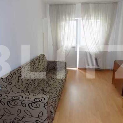 1 camera, 28 mp, mobilat modern, recent renovata, zona strazii Bucuresti - Photo 1