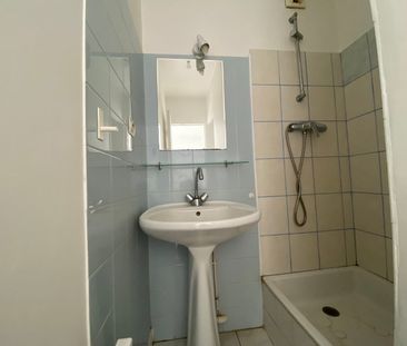 Location Appartement 1 pièce 31m² - Photo 3