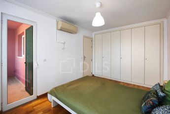 Apartamento T1+1 mobilado e com varandas, no condomínio da Herdade da Aroeira