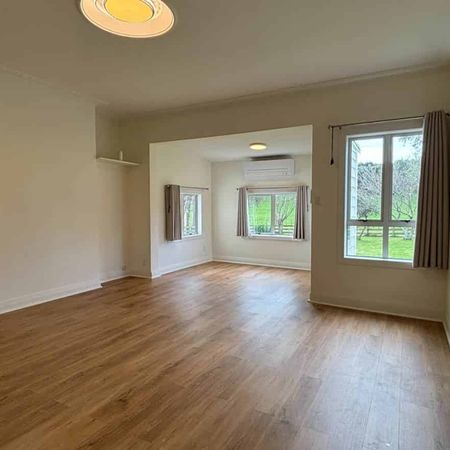 Country Charm With Modern Convenience - Photo 3