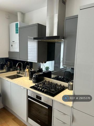 1 bedroom flat to rent - Photo 4