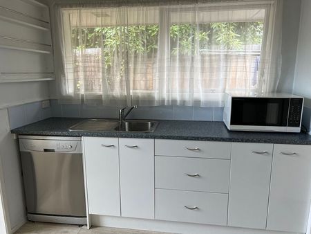 Super location comfortable home - Photo 5