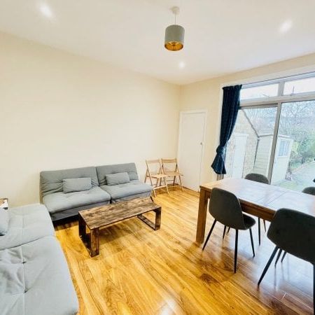 Princes Avenue N13 6HH, Property for rent - Photo 1