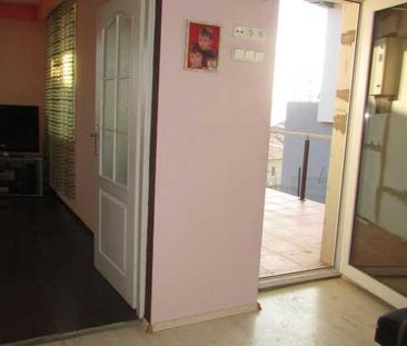 Apartament in casa, 72 mp, terasa, gradina 400mp, spatiu depozitare 120mp, zona strazii Doinei - Fotografie 3