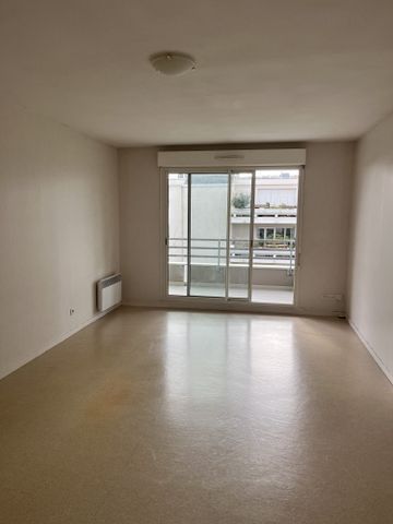 Location Appartement 3 pièces 65m² CENON 33150 - Photo 2