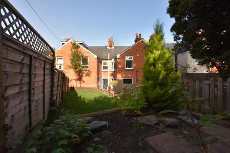 1 bedroom flat to rent - Photo 5