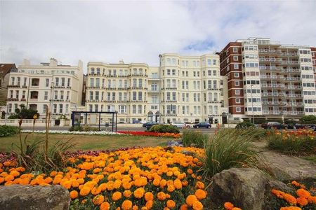 St Helen's Parade, Southsea, PO4 - Photo 2