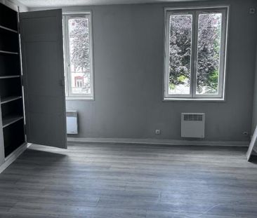 Location Appartement 3 pièces 62m² CAUDEBEC LES ELBEUF 76320 - Photo 3