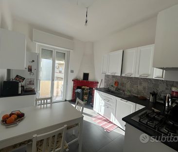 Camera singola in appartamento condiviso - Photo 6