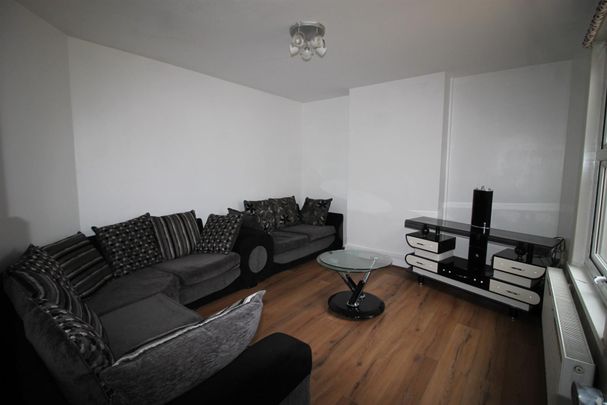 Benjamin Road, High Wycombe - Photo 1