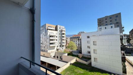 Location Appartement 2 pièces 46m² - Photo 5