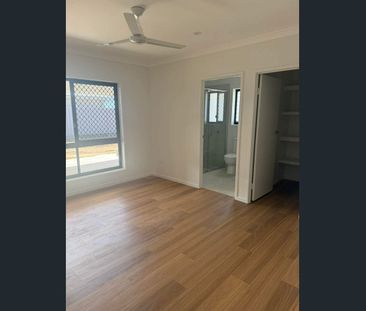 Brand New 4 Bedroom + Study Home in Growing Estate - Photo 3