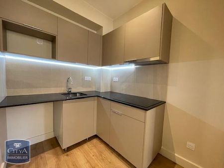 Location Appartement 2 pièces 38m² NARBONNE 11100 - Photo 4