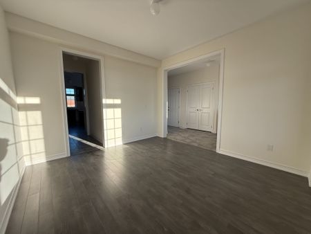 For Lease - 1 Larissa Park Drive, Quinte West, Ontario - Photo 2