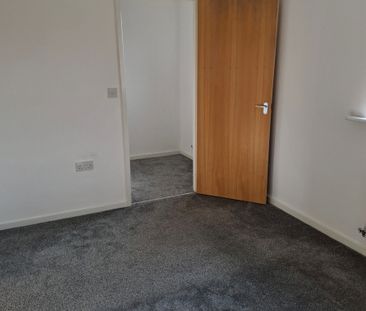 Mackley Close, South Shields - Photo 4